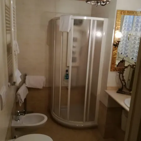 Ai Savoia - トリノ