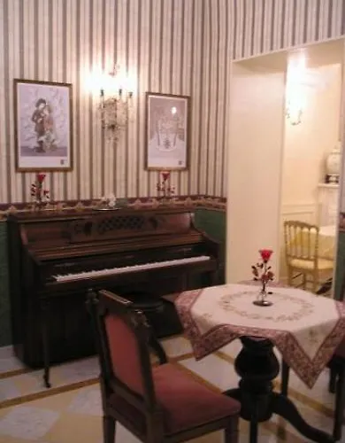 Ai Savoia - Guest house