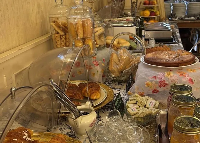 Ai Savoia - Guest house