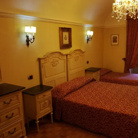 Ai Savoia - Pensjonat 3*